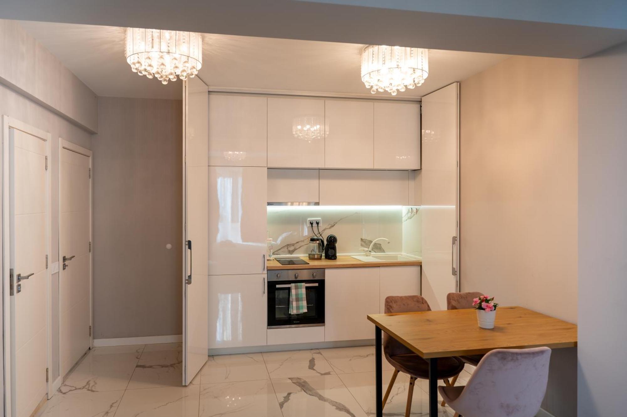 Luxury In Center Διαμέρισμα *