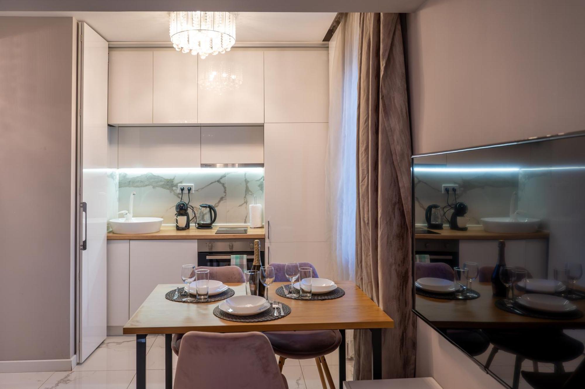 Luxury In Center